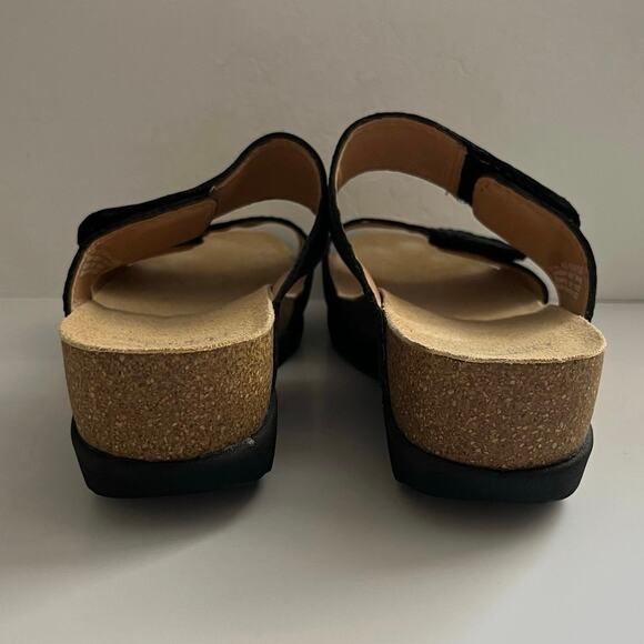 Dansko Maddy Wedge Sandals Nubuck Leather Slip-On Comfort Black Size 40/9.5-10 - Picture 11 of 12